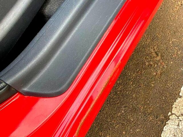 Червоний Хендай i30, об'ємом двигуна 1.6 л та пробігом 236 тис. км за 5000 $, фото 7 на Automoto.ua