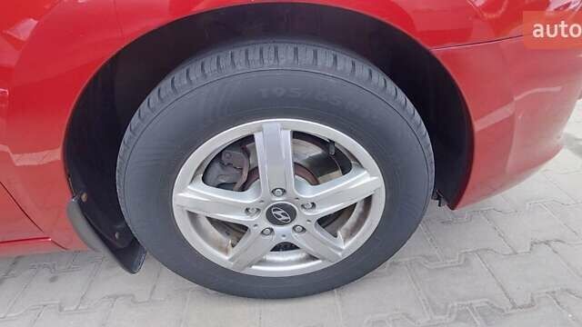Хендай i30 2008 в Киеве на Automoto.ua Красный Хендай i30, объемом двигателя 1.4 л и пробегом 134 тыс. км за 4800 $, фото 27 на Automoto.ua