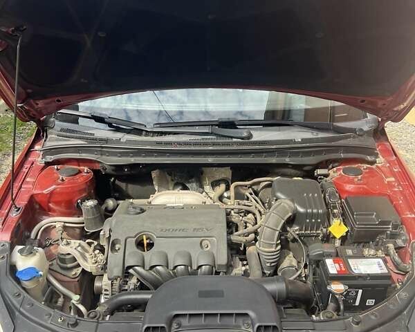 Червоний Хендай i30, об'ємом двигуна 1.4 л та пробігом 101 тис. км за 6500 $, фото 13 на Automoto.ua