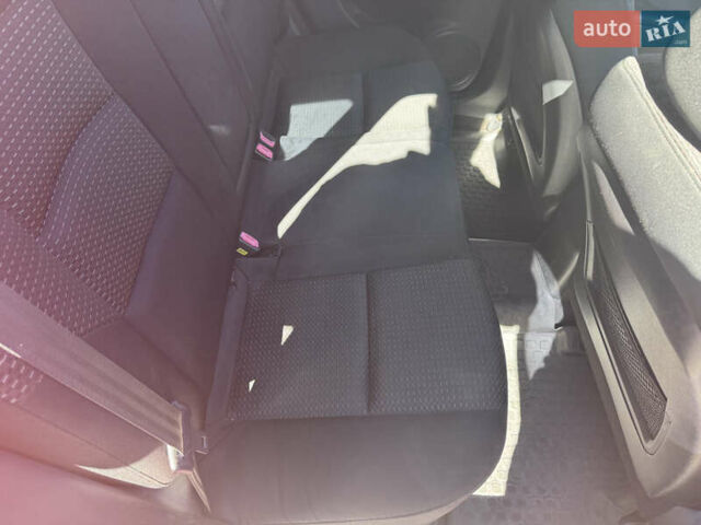 Красный Хендай i30, объемом двигателя 1.6 л и пробегом 159 тыс. км за 7399 $, фото 9 на Automoto.ua
