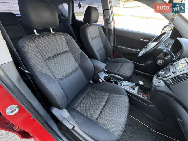 Червоний Хендай i30, об'ємом двигуна 1.59 л та пробігом 159 тис. км за 7399 $, фото 28 на Automoto.ua