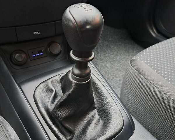 Хендай i30 2009 в Умани на Automoto.ua Красный Хендай i30, объемом двигателя 0 л и пробегом 139 тыс. км за 5850 $, фото 78 на Automoto.ua
