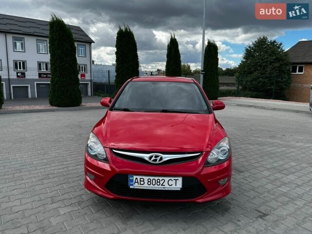 Красный Хендай i30, объемом двигателя 1.59 л и пробегом 193 тыс. км за 6850 $, фото 11 на Automoto.ua