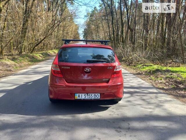 Червоний Хендай i30, об'ємом двигуна 1.6 л та пробігом 160 тис. км за 7600 $, фото 7 на Automoto.ua