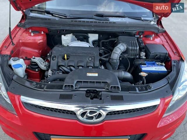 Червоний Хендай i30, об'ємом двигуна 1.4 л та пробігом 223 тис. км за 6300 $, фото 56 на Automoto.ua