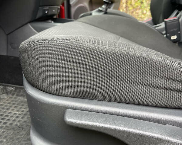 Красный Хендай i30, объемом двигателя 1.59 л и пробегом 195 тыс. км за 7200 $, фото 47 на Automoto.ua