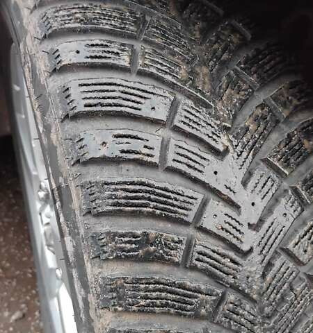 Красный Хендай i30, объемом двигателя 1.4 л и пробегом 235 тыс. км за 5099 $, фото 9 на Automoto.ua