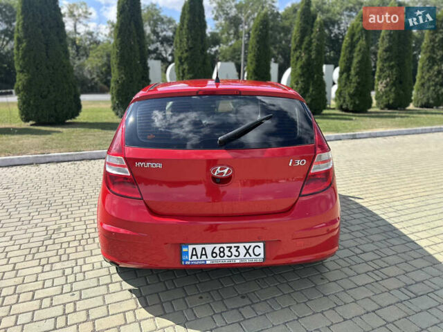 Червоний Хендай i30, об'ємом двигуна 1.59 л та пробігом 190 тис. км за 7300 $, фото 21 на Automoto.ua