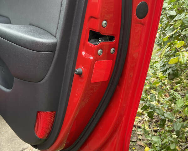 Красный Хендай i30, объемом двигателя 1.59 л и пробегом 195 тыс. км за 7200 $, фото 31 на Automoto.ua