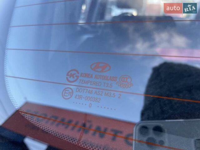 Червоний Хендай i30, об'ємом двигуна 1.4 л та пробігом 223 тис. км за 6300 $, фото 63 на Automoto.ua