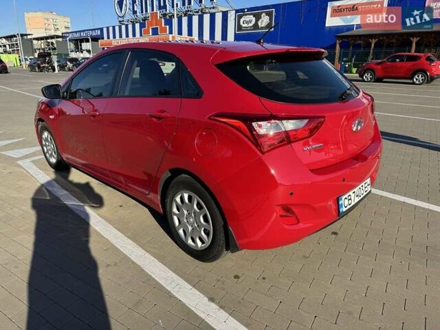 Красный Хендай i30, объемом двигателя 1.59 л и пробегом 131 тыс. км за 9000 $, фото 13 на Automoto.ua