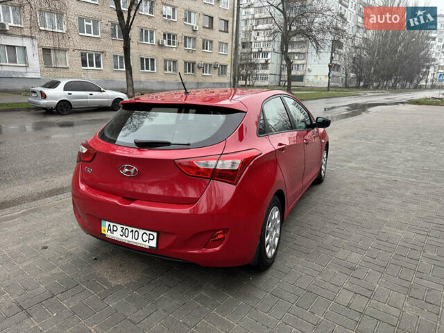 Червоний Хендай i30, об'ємом двигуна 1.4 л та пробігом 72 тис. км за 7800 $, фото 8 на Automoto.ua