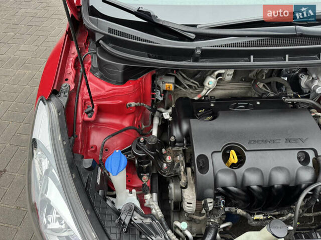 Червоний Хендай i30, об'ємом двигуна 1.4 л та пробігом 72 тис. км за 7800 $, фото 14 на Automoto.ua