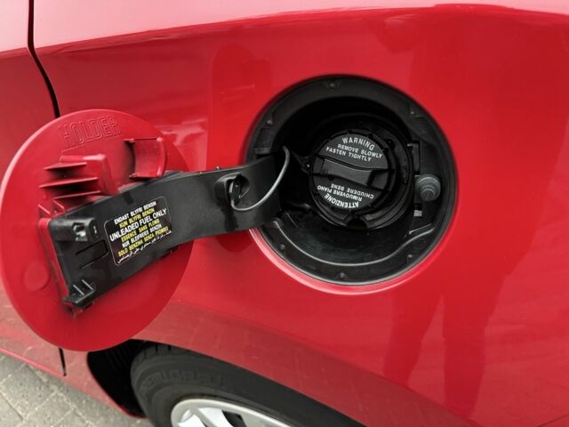 Червоний Хендай i30, об'ємом двигуна 1.4 л та пробігом 72 тис. км за 7800 $, фото 23 на Automoto.ua