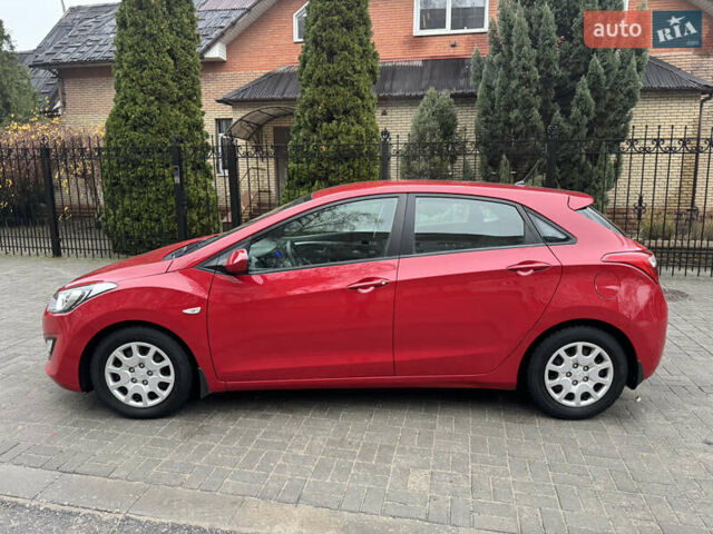 Червоний Хендай i30, об'ємом двигуна 1.4 л та пробігом 72 тис. км за 7800 $, фото 11 на Automoto.ua