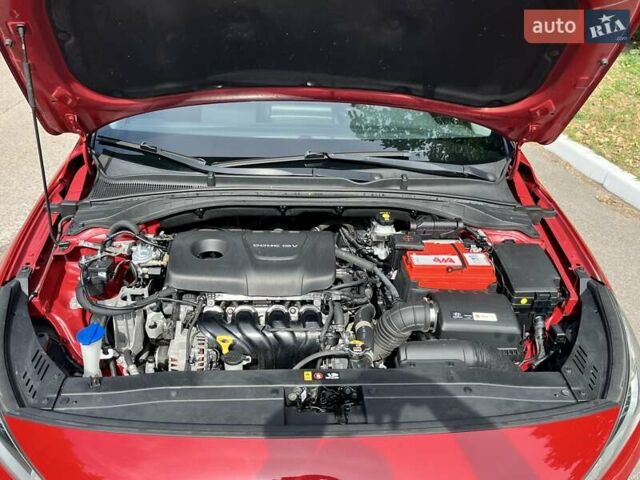 Красный Хендай i30, объемом двигателя 1.6 л и пробегом 111 тыс. км за 15200 $, фото 17 на Automoto.ua