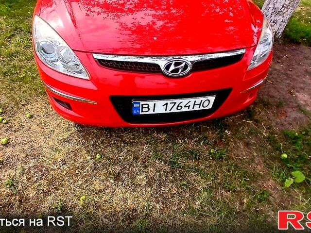 Червоний Хендай i30, об'ємом двигуна 1.6 л та пробігом 287 тис. км за 4800 $, фото 3 на Automoto.ua