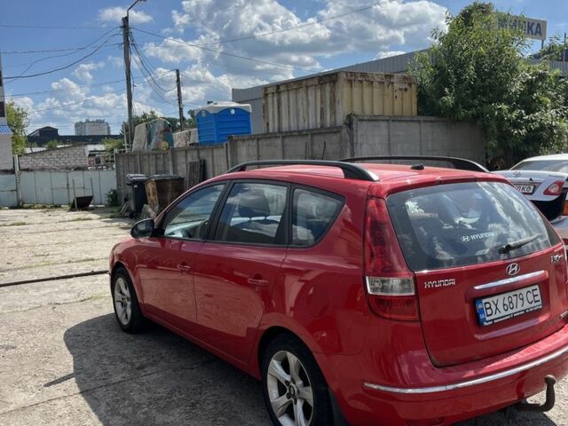 Хендай i30 2008 в Борисполе на Automoto.ua Красный Хендай i30, объемом двигателя 1.6 л и пробегом 325 тыс. км за 4500 $, фото 5 на Automoto.ua