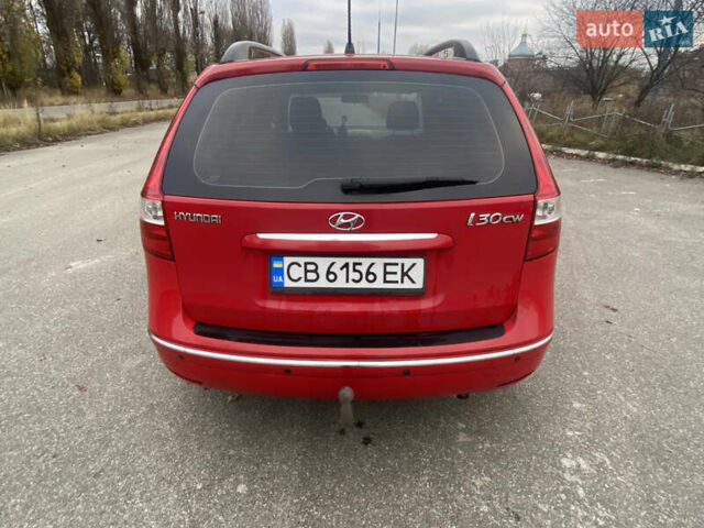 Червоний Хендай i30, об'ємом двигуна 1.4 л та пробігом 245 тис. км за 5700 $, фото 4 на Automoto.ua