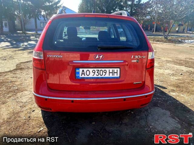 Червоний Хендай i30, об'ємом двигуна 1.6 л та пробігом 330 тис. км за 4200 $, фото 2 на Automoto.ua