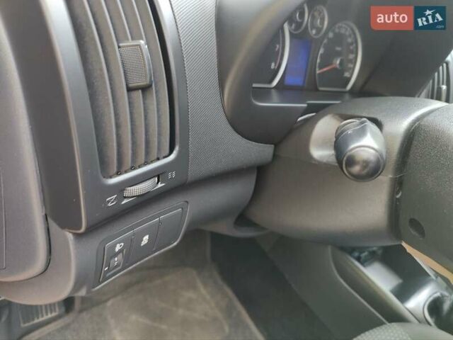 Хендай i30 2011 в Киеве на Automoto.ua Красный Хендай i30, объемом двигателя 1.4 л и пробегом 149 тыс. км за 6900 $, фото 20 на Automoto.ua
