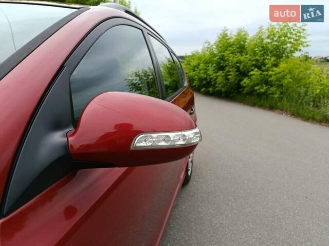 Красный Хендай i30, объемом двигателя 1.4 л и пробегом 149 тыс. км за 7200 $, фото 8 на Automoto.ua