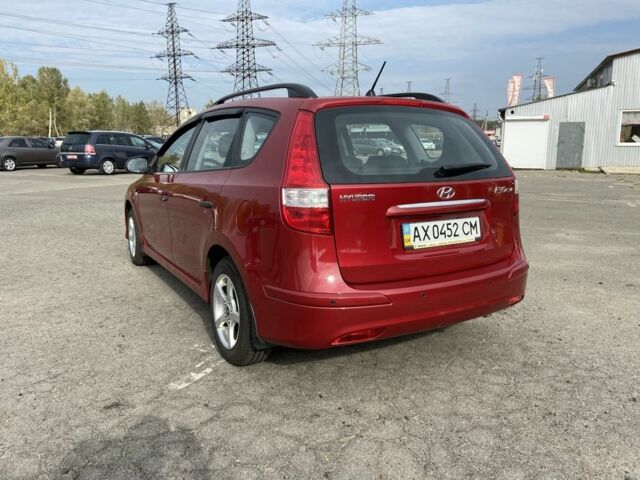 Червоний Хендай i30, об'ємом двигуна 1.6 л та пробігом 73 тис. км за 8350 $, фото 3 на Automoto.ua