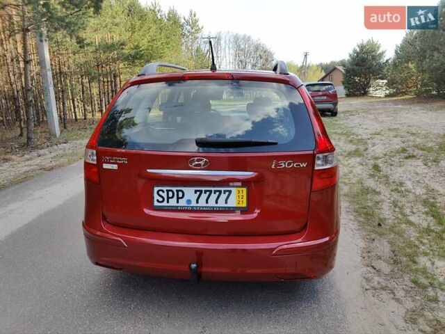 Хендай i30 2011 в Киеве на Automoto.ua Красный Хендай i30, объемом двигателя 1.4 л и пробегом 149 тыс. км за 6900 $, фото 2 на Automoto.ua