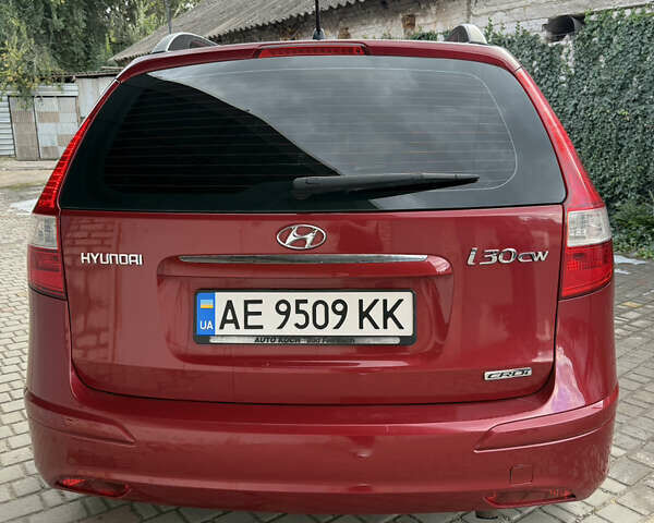 Красный Хендай i30, объемом двигателя 1.6 л и пробегом 196 тыс. км за 7200 $, фото 19 на Automoto.ua