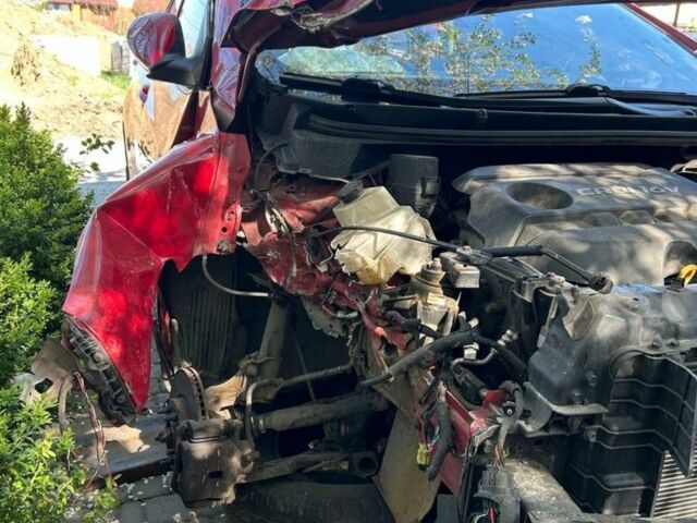 Хендай i30 2013 в Киеве на Automoto.ua Красный Хендай i30, объемом двигателя 1.6 л и пробегом 192 тыс. км за 3574 $, фото 6 на Automoto.ua