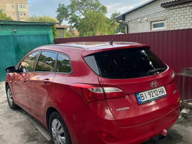 Червоний Хендай i30, об'ємом двигуна 1.4 л та пробігом 254 тис. км за 7000 $, фото 6 на Automoto.ua