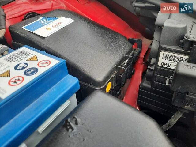 Червоний Хендай i30, об'ємом двигуна 1.6 л та пробігом 125 тис. км за 9250 $, фото 42 на Automoto.ua