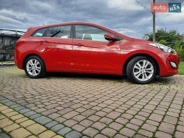 Червоний Хендай i30, об'ємом двигуна 1.6 л та пробігом 125 тис. км за 9250 $, фото 6 на Automoto.ua