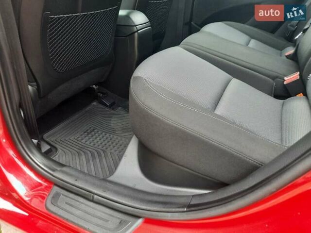 Червоний Хендай i30, об'ємом двигуна 1.6 л та пробігом 125 тис. км за 9250 $, фото 26 на Automoto.ua