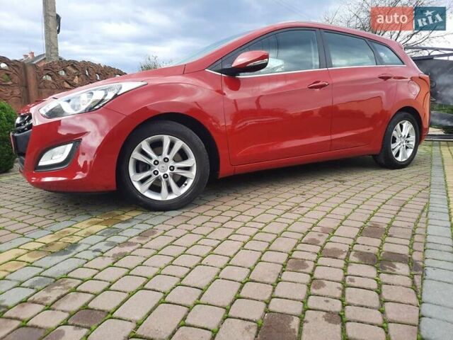 Червоний Хендай i30, об'ємом двигуна 1.6 л та пробігом 125 тис. км за 9250 $, фото 11 на Automoto.ua