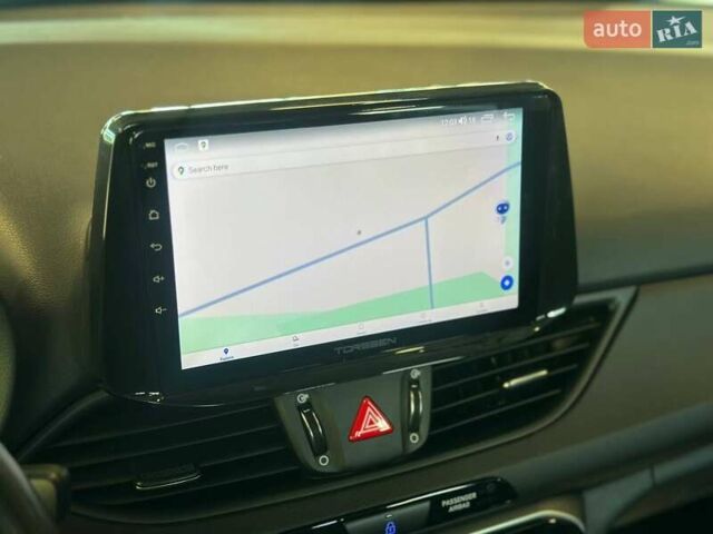 Красный Хендай i30, объемом двигателя 1.58 л и пробегом 108 тыс. км за 15990 $, фото 36 на Automoto.ua