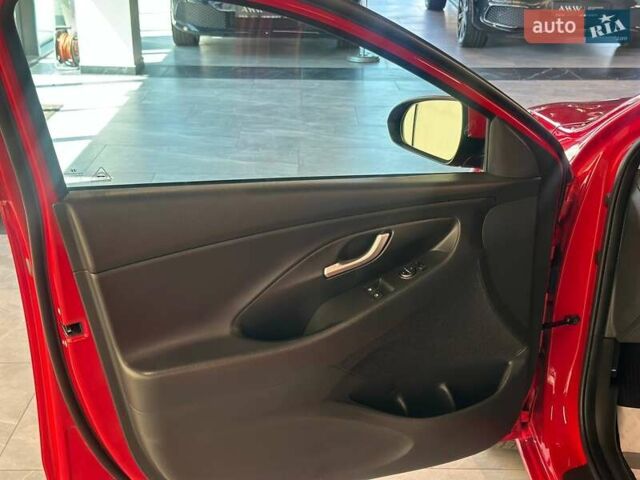Красный Хендай i30, объемом двигателя 1.58 л и пробегом 108 тыс. км за 15990 $, фото 32 на Automoto.ua