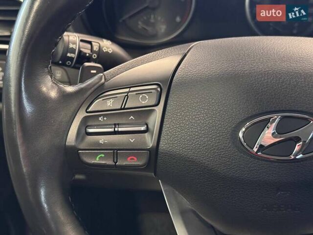 Червоний Хендай i30, об'ємом двигуна 1.58 л та пробігом 108 тис. км за 16490 $, фото 35 на Automoto.ua