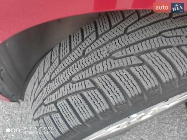 Красный Хендай i30, объемом двигателя 1.5 л и пробегом 33 тыс. км за 16700 $, фото 17 на Automoto.ua