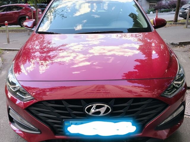 Красный Хендай i30, объемом двигателя 1.5 л и пробегом 33 тыс. км за 18000 $, фото 6 на Automoto.ua