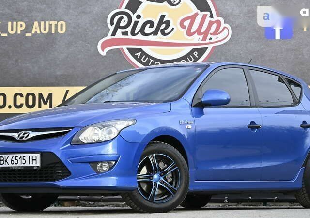 Хендай i30, объемом двигателя 1.6 л и пробегом 295 тыс. км за 6999 $, фото 12 на Automoto.ua