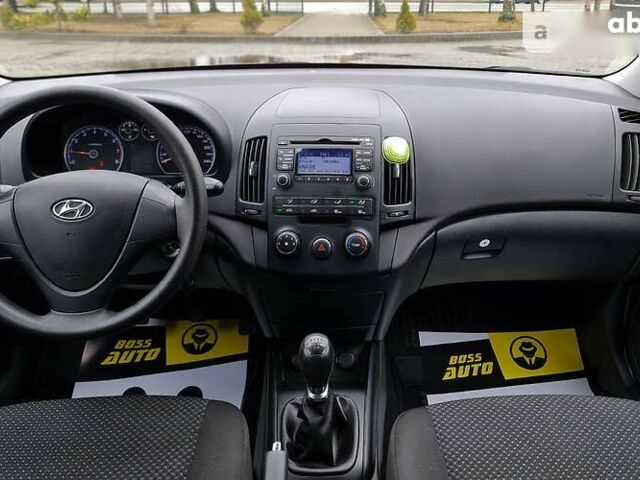 Хендай i30, объемом двигателя 1.4 л и пробегом 168 тыс. км за 6500 $, фото 9 на Automoto.ua