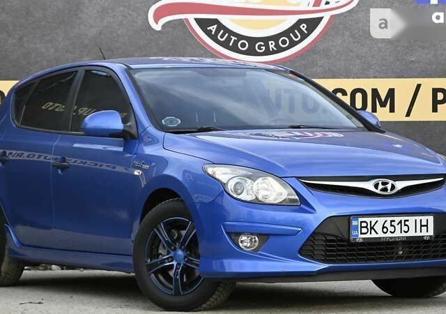 Хендай i30, объемом двигателя 1.6 л и пробегом 295 тыс. км за 6999 $, фото 2 на Automoto.ua