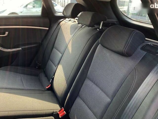 Хендай i30, объемом двигателя 1.6 л и пробегом 201 тыс. км за 8200 $, фото 20 на Automoto.ua