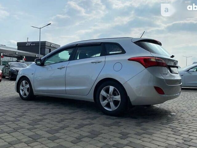 Хендай i30, объемом двигателя 1.6 л и пробегом 201 тыс. км за 8200 $, фото 4 на Automoto.ua