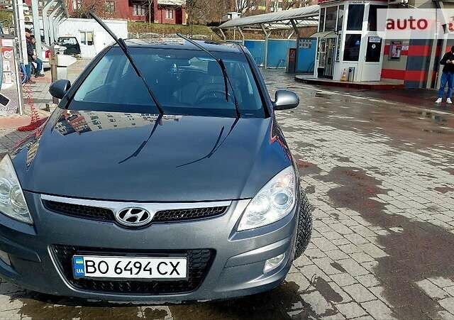 Хендай i30, объемом двигателя 1.6 л и пробегом 215 тыс. км за 5650 $, фото 2 на Automoto.ua