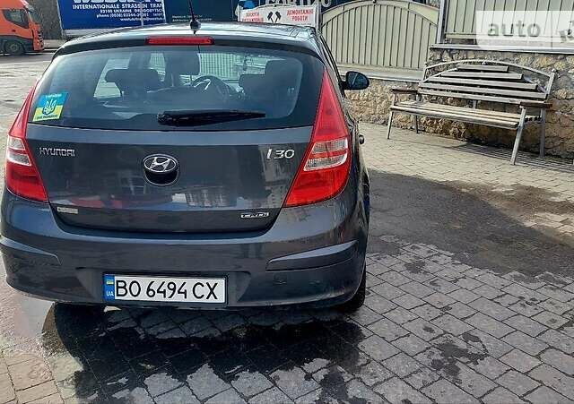 Хендай i30, объемом двигателя 1.6 л и пробегом 215 тыс. км за 5650 $, фото 12 на Automoto.ua