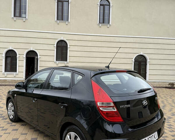 Хендай i30, объемом двигателя 1.6 л и пробегом 198 тыс. км за 6699 $, фото 4 на Automoto.ua