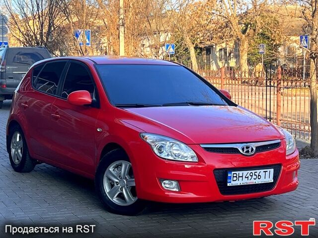 Хендай i30, объемом двигателя 1.6 л и пробегом 1 тыс. км за 6750 $, фото 4 на Automoto.ua