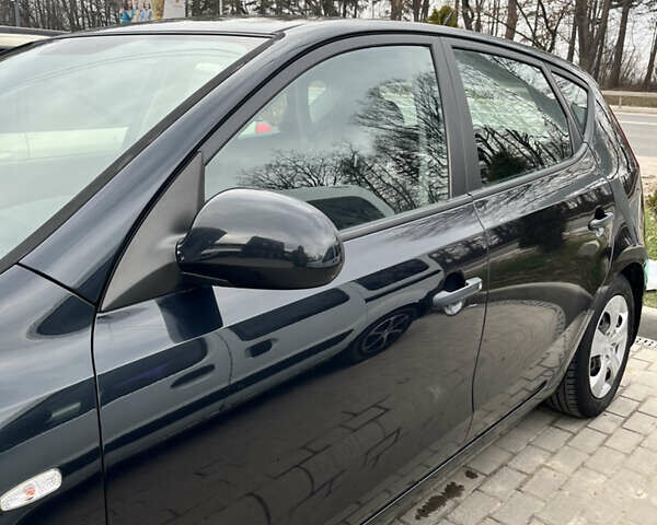 Хендай i30, об'ємом двигуна 1.4 л та пробігом 170 тис. км за 5500 $, фото 8 на Automoto.ua